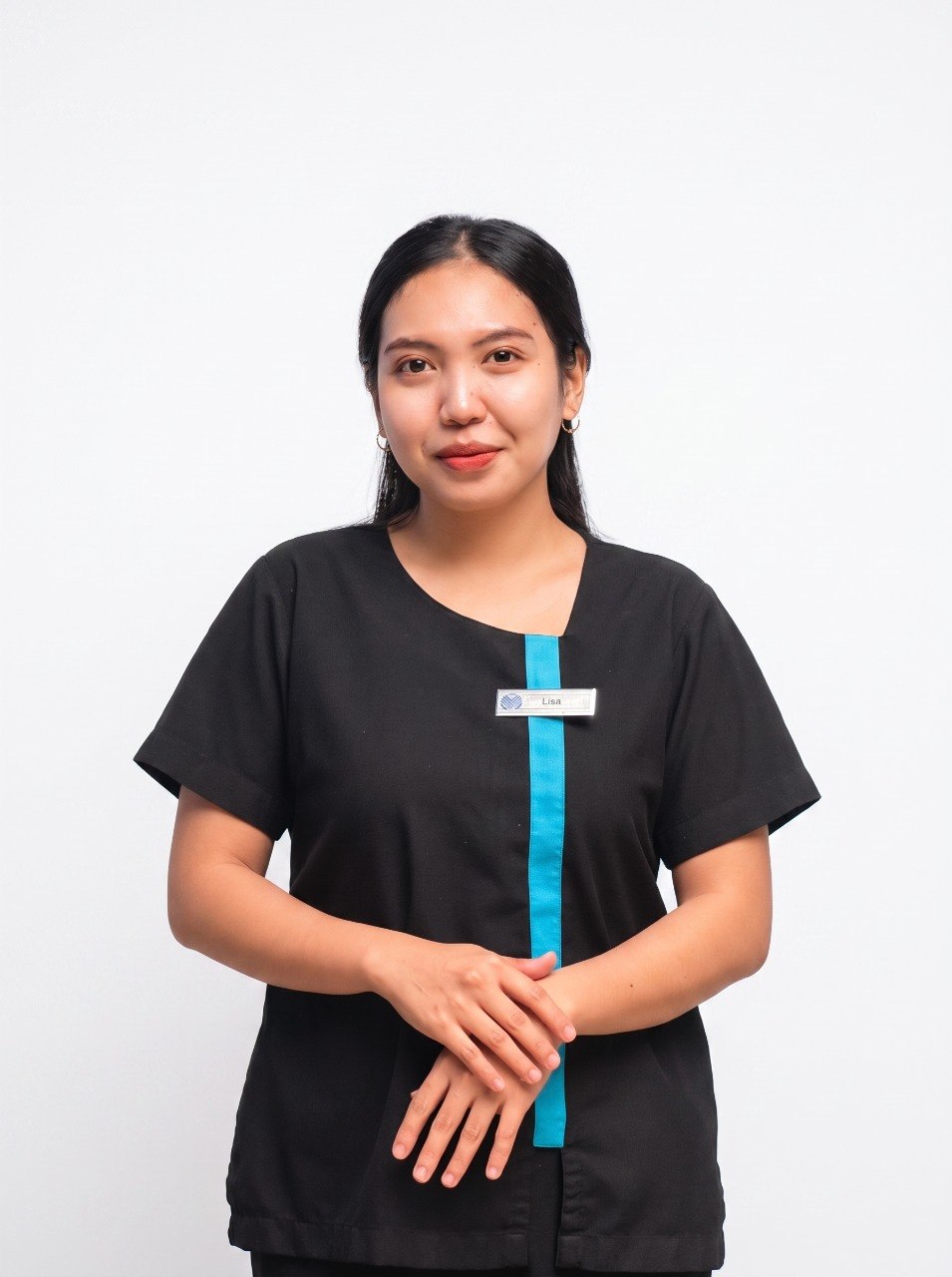 Liza, Indonesian nail and massage therapist